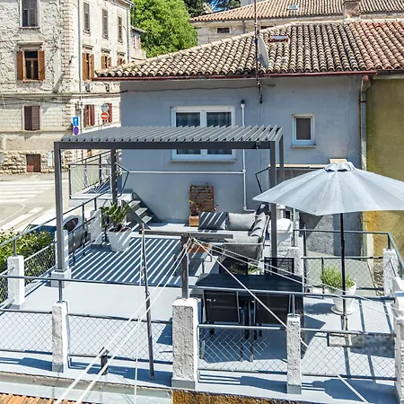 Apartment Oasis New Pula