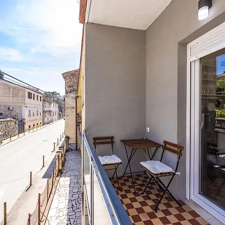 Oasis New Pula