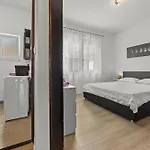 Oasis New Apartman *