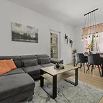 Apartman Oasis New *